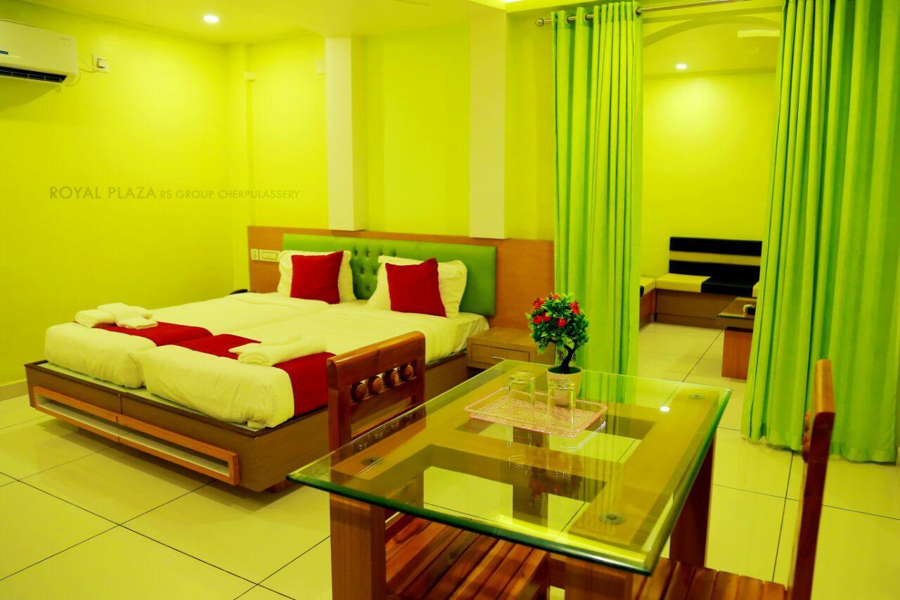 Royal Plaza Residency Cheruppulasseri Exterior photo