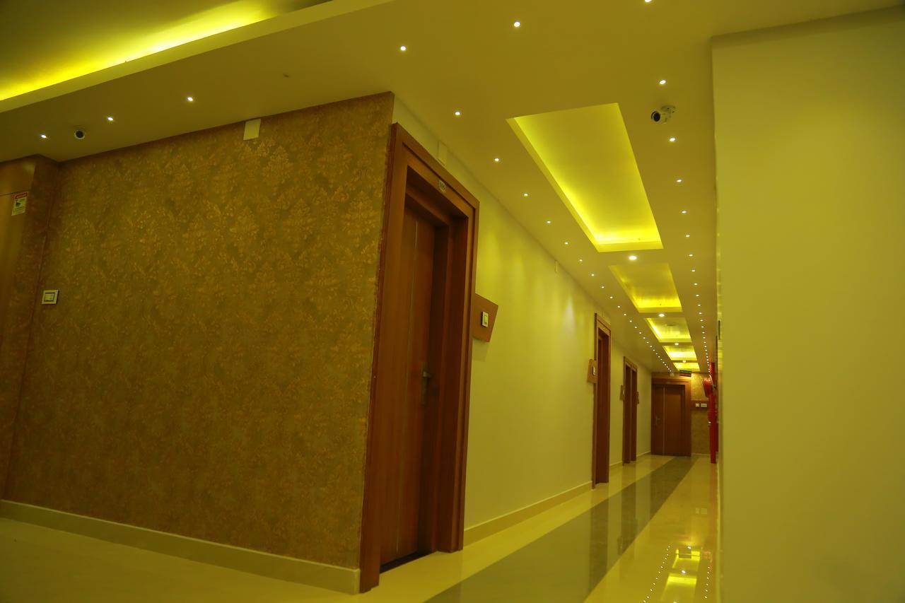 Royal Plaza Residency Cheruppulasseri Exterior photo